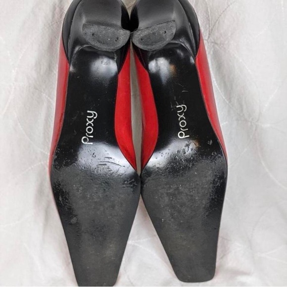 [SOLD]Vintage Red Leather Pumps - Picture 6 of 8